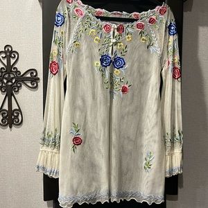 COPY - Roja embroidery top